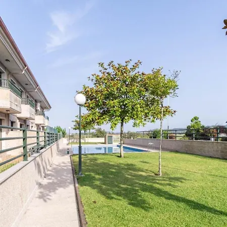 Апартаменты Desconectaengalicia La Lanzada Con Piscina Rouxique